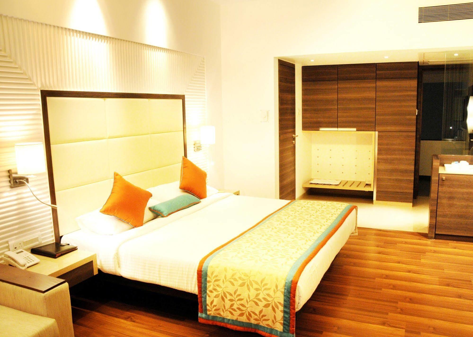 Moti Mahal Hotell Mangalore Exteriör bild