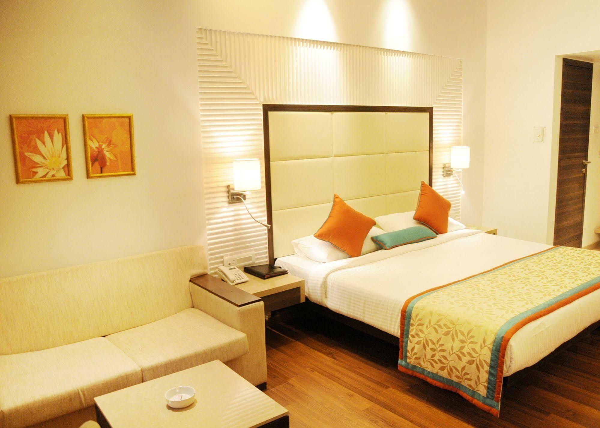 Moti Mahal Hotell Mangalore Exteriör bild